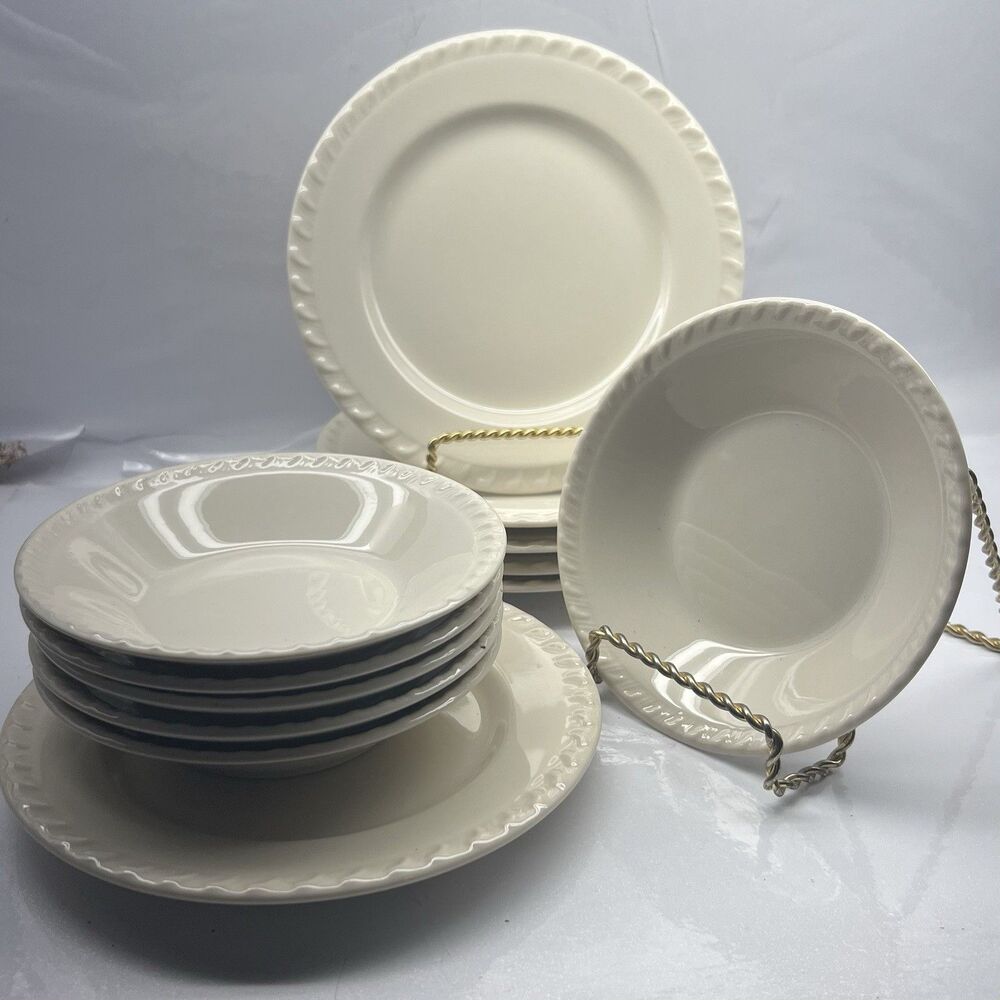 Ivory Walker China 1937 Vitrified Bedford, Ohio -6” Side Plate